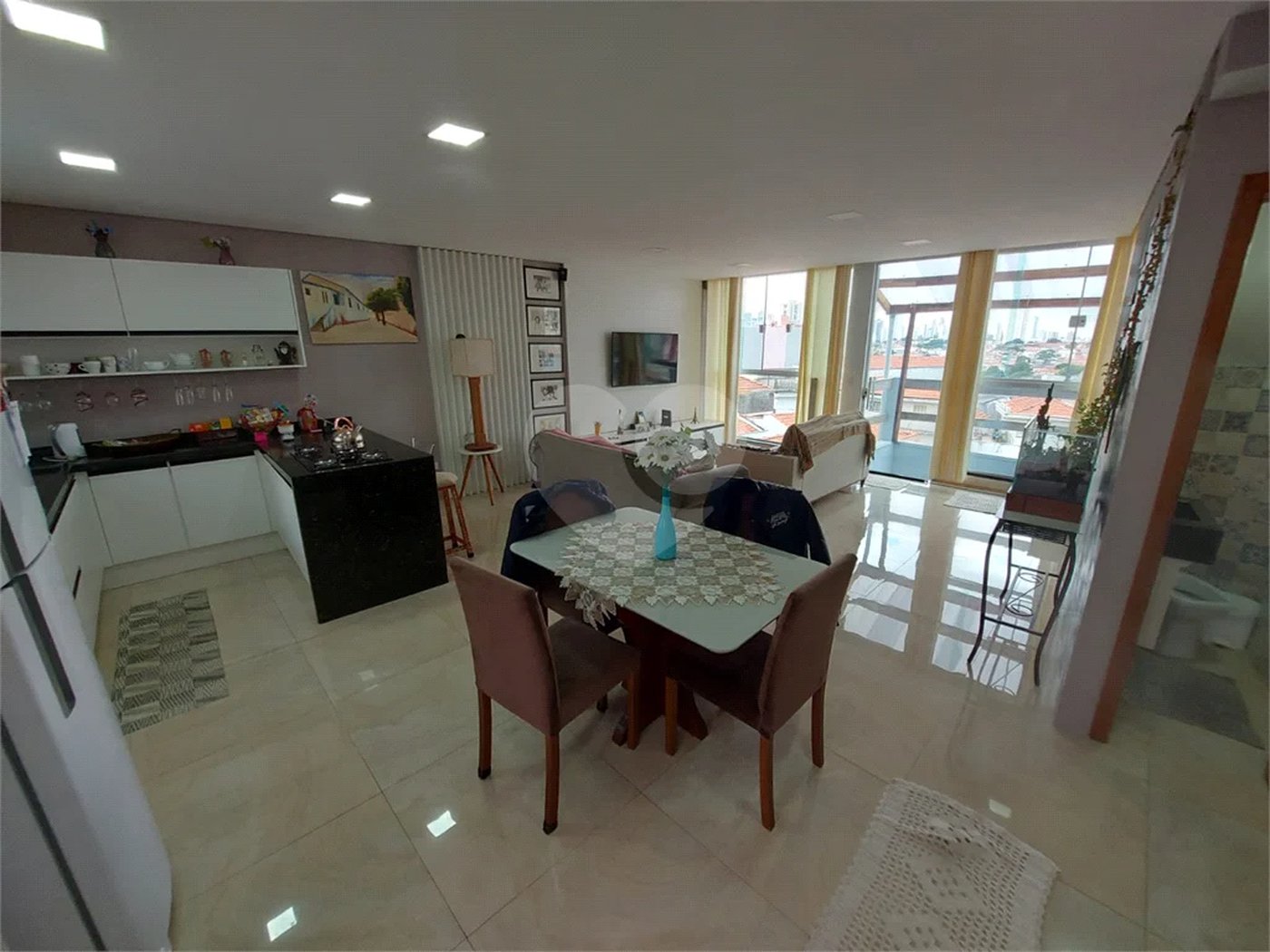 Sobrado Novo e Espaçoso na Mooca – 2 Imóveis no Mesmo Terreno!
