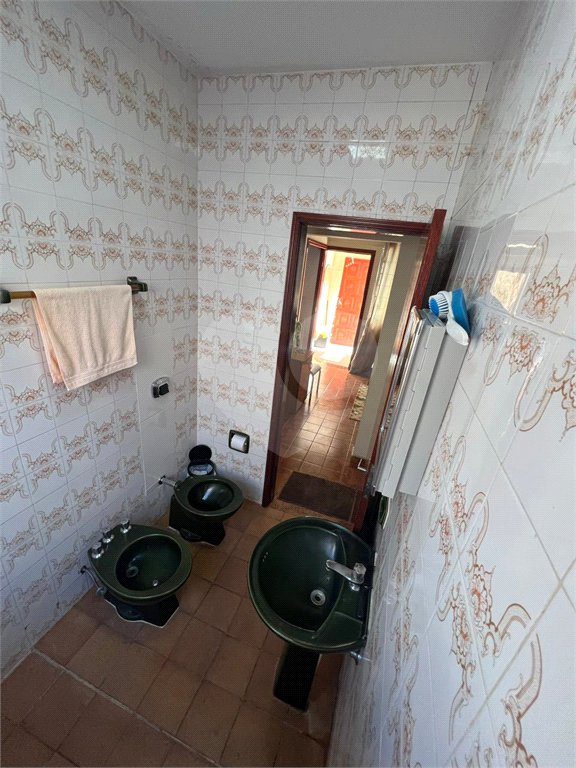 Casa residencial e comercial a venda com renda em Louveira-SP