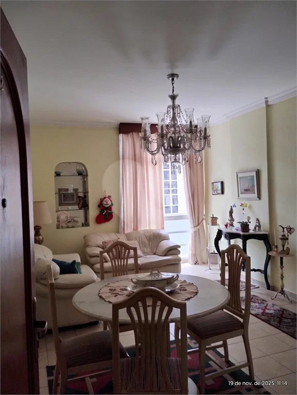 Apartamento em Higienópolis com 2 dormitórios