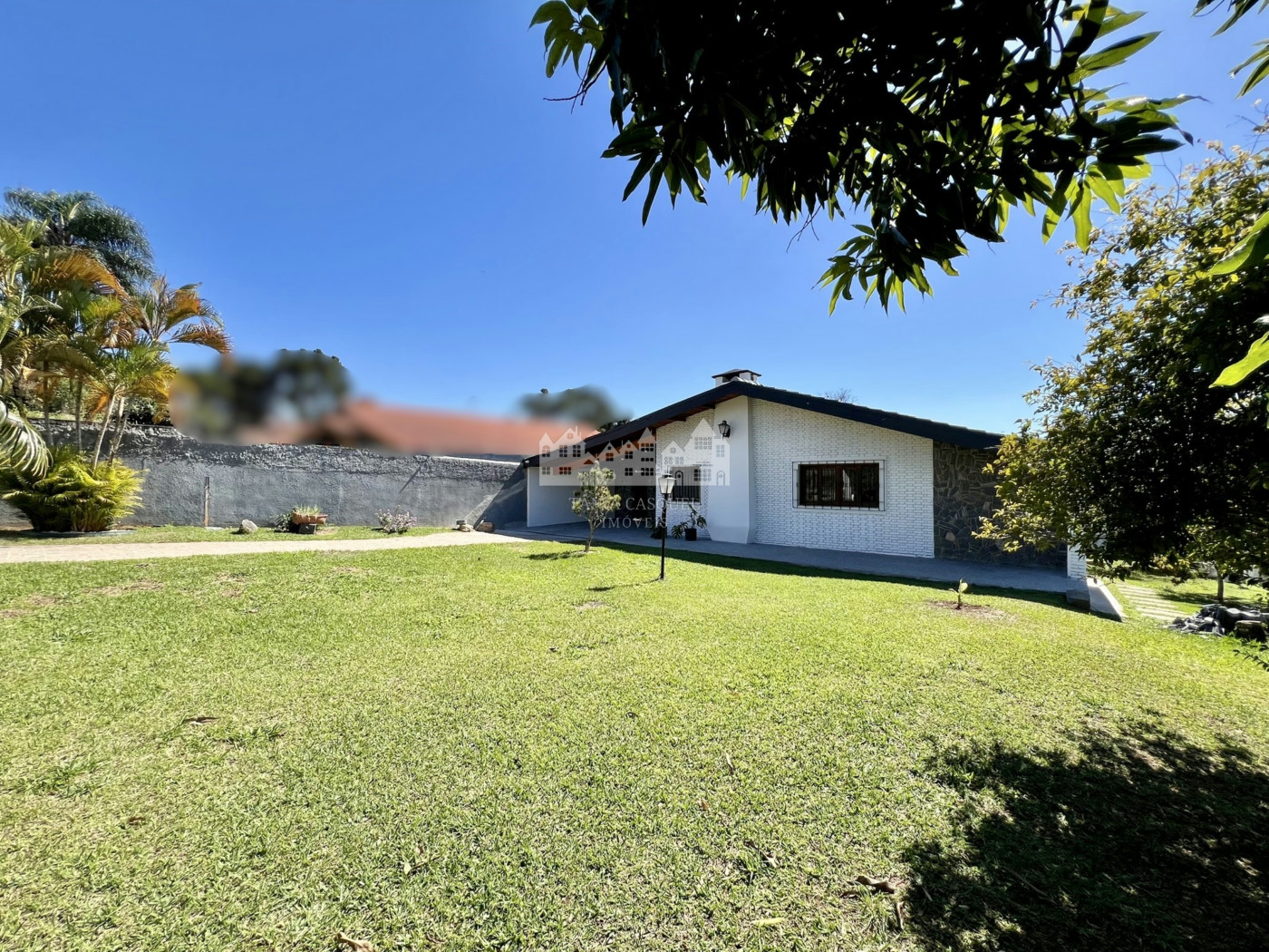 Casa Térrea à venda com 5 quartos, sendo 3 suítes, em Vila Esperia Ou Giglio, Atibaia, SP