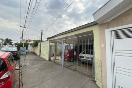 Casa a venda com 5 dormitórios no Boa Vista