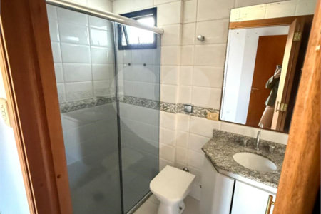 Apartamento à venda com 3 quartos, sendo 1 suíte, em Campestre, Santo André, SP