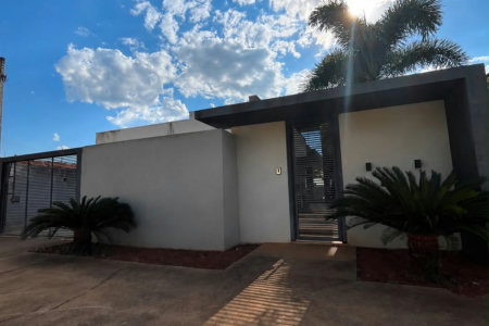 Casa à venda ou para alugar com 4 quartos, sendo 2 suítes,  em Santa Terezinha, Três Lagoas, MS