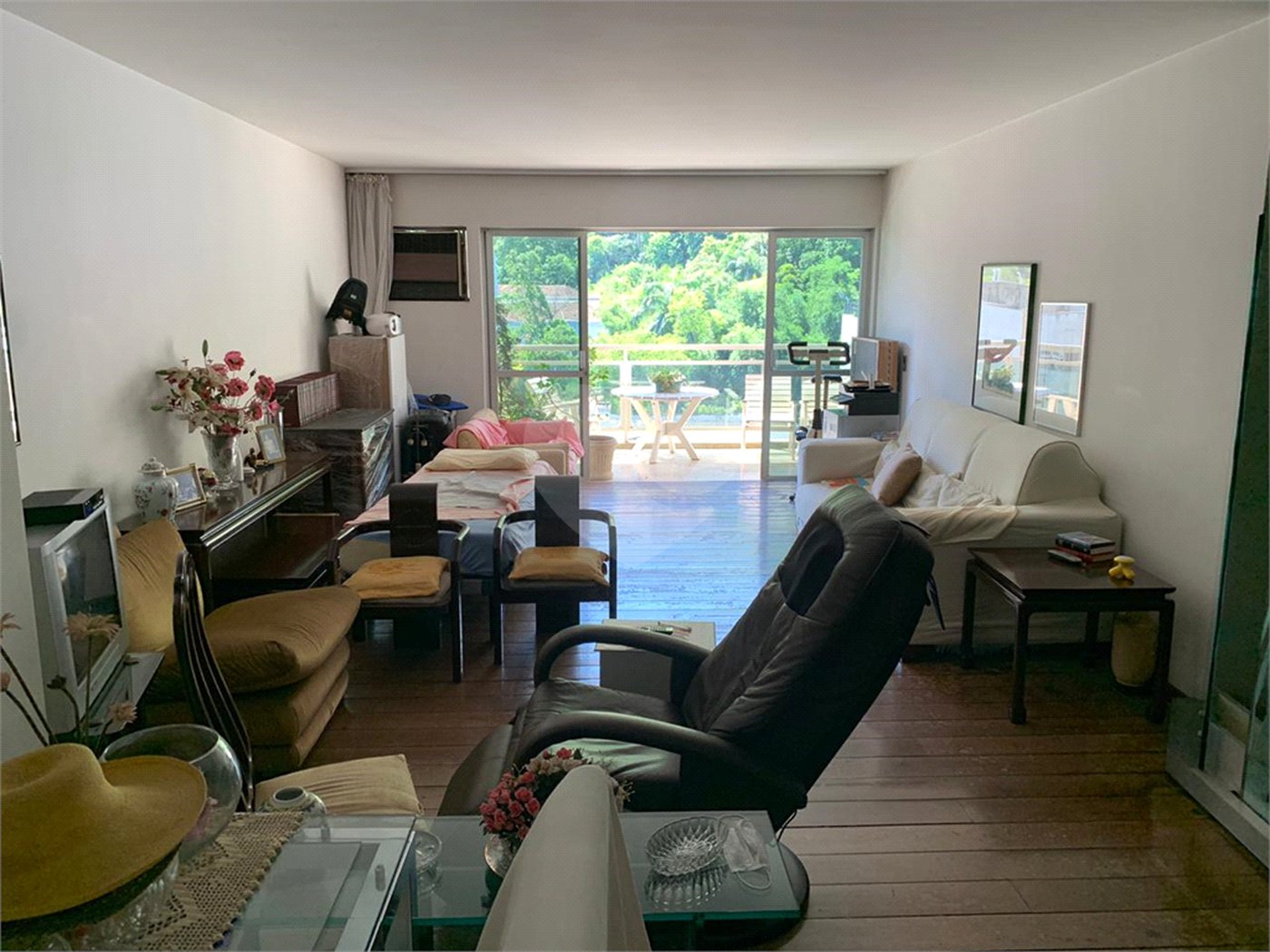 Apartamento à venda com 4 quartos, sendo 1 suíte,  em Tijuca, Rio de Janeiro, RJ