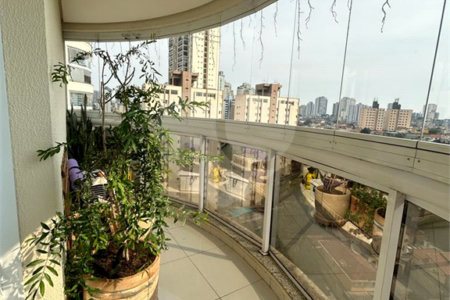 Apartamento à venda com 3 suítes em Santa Teresinha, São Paulo, SP