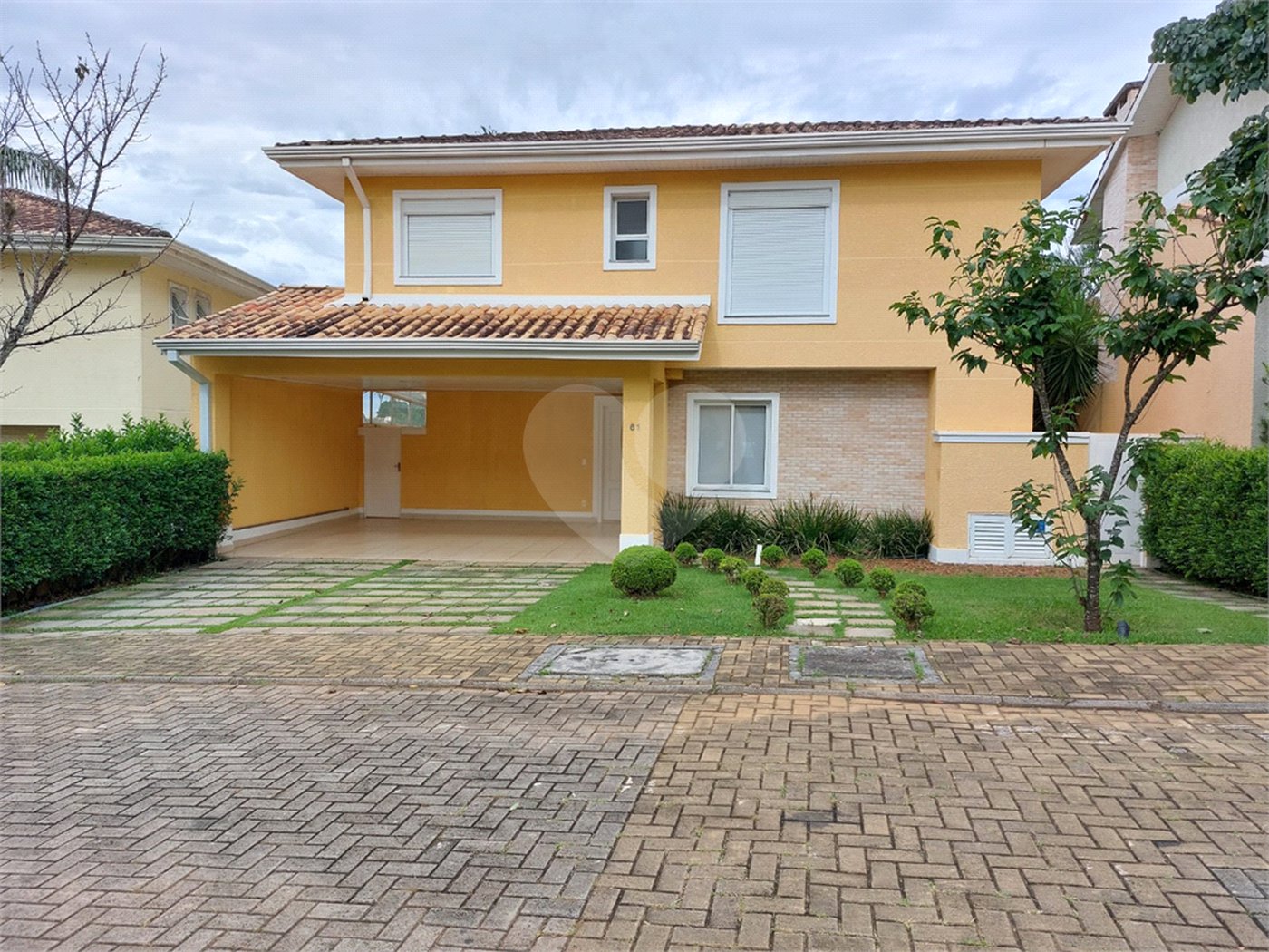 Casa à venda com 3 suítes em Bosque do Vianna, Cotia, SP