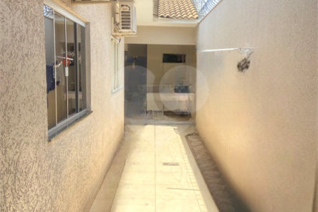 Casa à venda com 3 quartos, sendo 1 suíte, em Ipê, Três Lagoas, MS