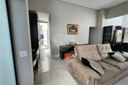 Casa à venda com 3 quartos, sendo 1 suíte, no condomínio Park Real, Indaiatuba - SP
