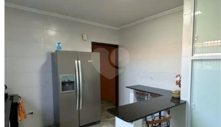 Sobrado à venda com 4 quartos, sendo 1 suíte,  em Pirituba, São Paulo, SP