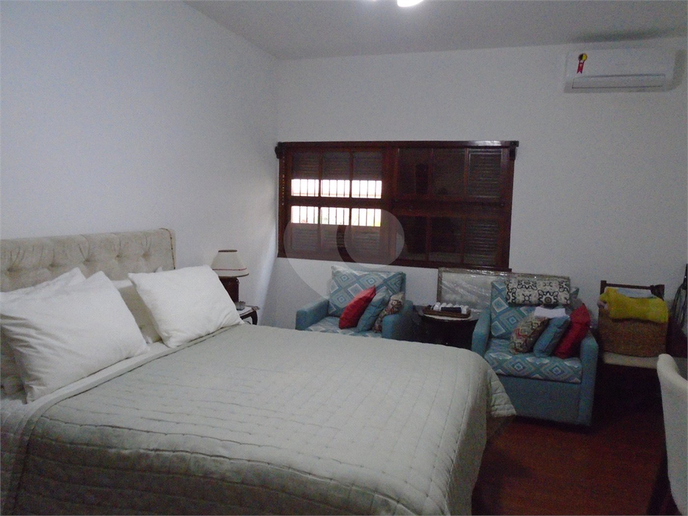 Casa Térrea à venda com 3 quartos, sendo 1 suíte,  em Alto da Boa Vista, São Paulo, SP