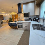 Apartamento à venda com 2 suítes em Canto do Forte, Praia Grande, SP