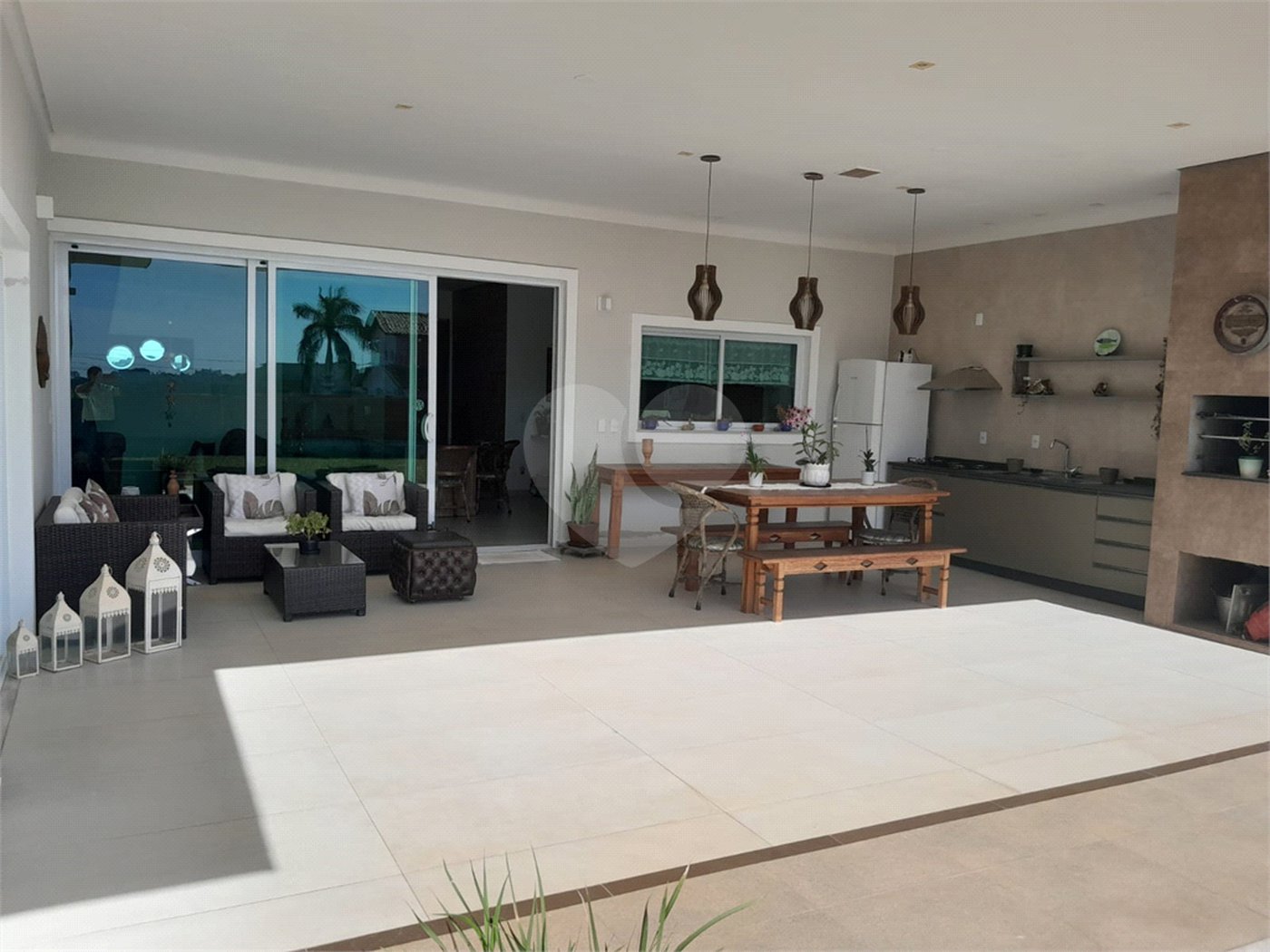 Casa à venda com 3 suítes no condomínio Village Ipanema 1, Araçoiaba da Serra - SP