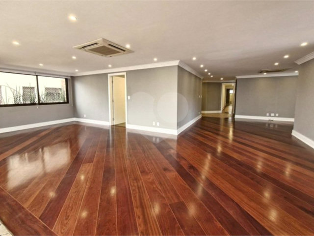 Apartamento à venda com 4 quartos, sendo 3 suítes,  em Brooklin, São Paulo, SP