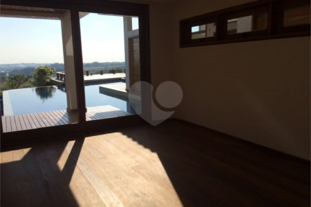 Casa à venda com 5 suítes no condomínio Fazenda da Grama, Itupeva - SP
