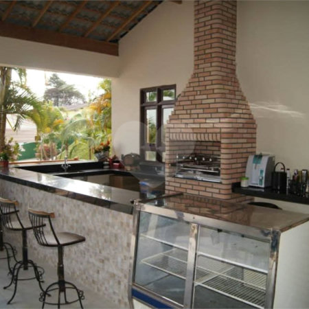 Chácara à venda com 4 quartos em Monterrey, Louveira, SP