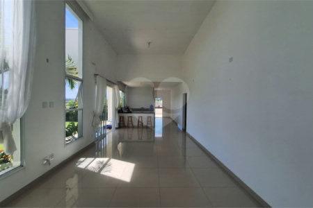 Casa à venda com 4 quartos, sendo 3 suítes,  no condomínio Fazenda Alta Vista, Salto de Pirapora - SP