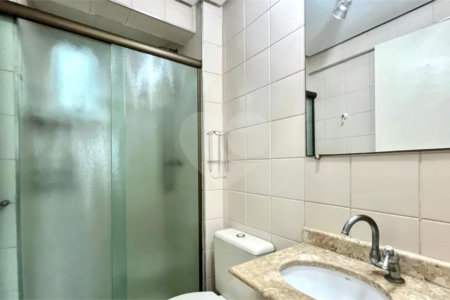 Apartamento à venda com 3 quartos, sendo 1 suíte,  em Vila Campestre, São Paulo, SP