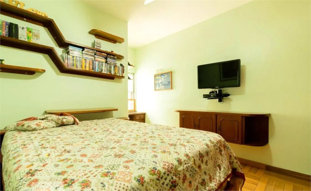 Casa à venda com 5 quartos em Vila Mariana, São Paulo, SP