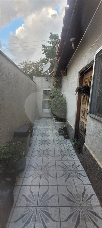 Casa à venda com 3 quartos em Vila Varela, Poá, SP