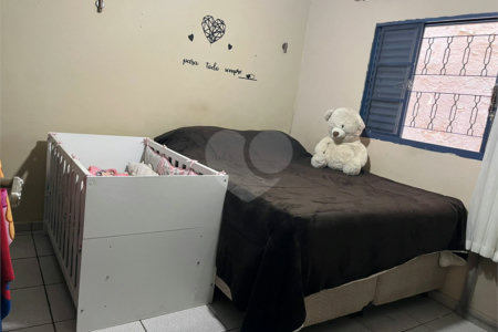 Sobrado à venda com 4 quartos, sendo 1 suíte, em Parada Inglesa, São Paulo, SP