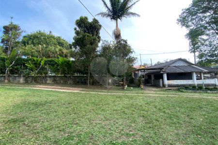 Chácara à venda com 3 quartos em Chácaras Ceres, Suzano, SP