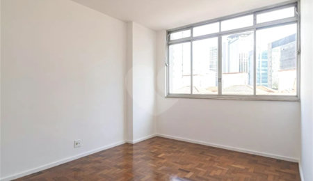 Apartamento à venda com 4 quartos, sendo 1 suíte,  em Pinheiros, São Paulo, SP
