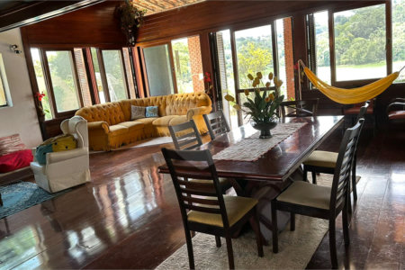 Casa à venda com 8 quartos, sendo 4 suítes, em Eldorado, Diadema, SP