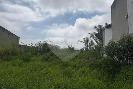 Terreno à venda em Jardim Quaresmeira, Suzano, SP