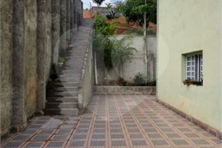 Casa à venda com 3 quartos, sendo 1 suíte, no condomínio Chácaras do Lago, Vinhedo - SP
