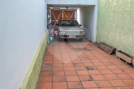Casa à venda com 2 quartos, sendo 1 suíte, no Centro, Salto, SP