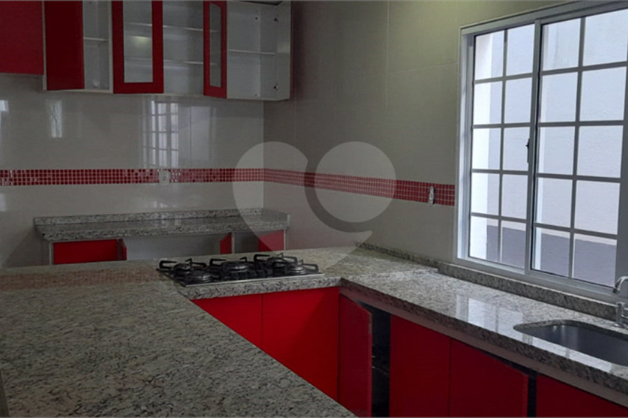 Casa à venda com 3 suítes em Limão, São Paulo, SP