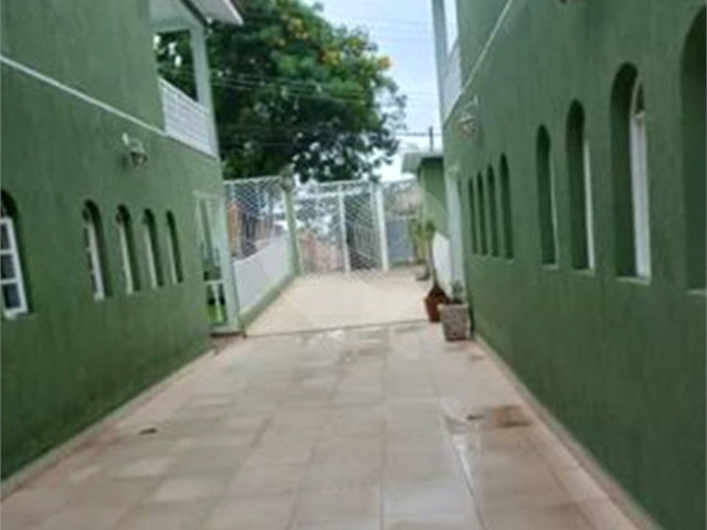 Casa à venda com 3 quartos, sendo 1 suíte,  no condomínio São Marcos, São Paulo - SP