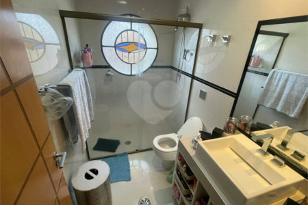 Casa à venda com 3 quartos, sendo 1 suíte, em Santa Teresinha, São Paulo, SP