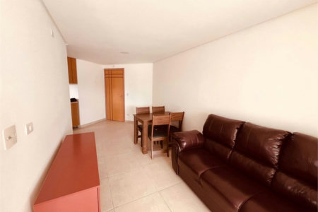 Apartamento com Varanda Gourmet em Condomínio Clube na Enseada – 2 Dormitórios