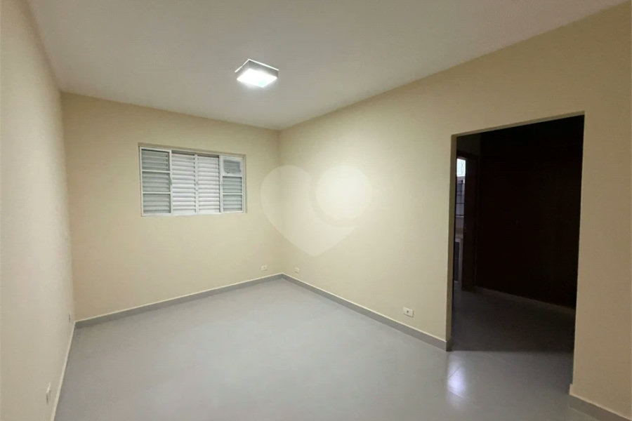 Casa à venda no Bairro Nova Piracicaba Casa à venda 3 dormitórios, 304m2 - Bairro Nova Piracicaba - Piracicaba, SP Casa à venda 3 dormitórios, 304m2 - Bairro Nova Piracicaba - Piracicaba, SP