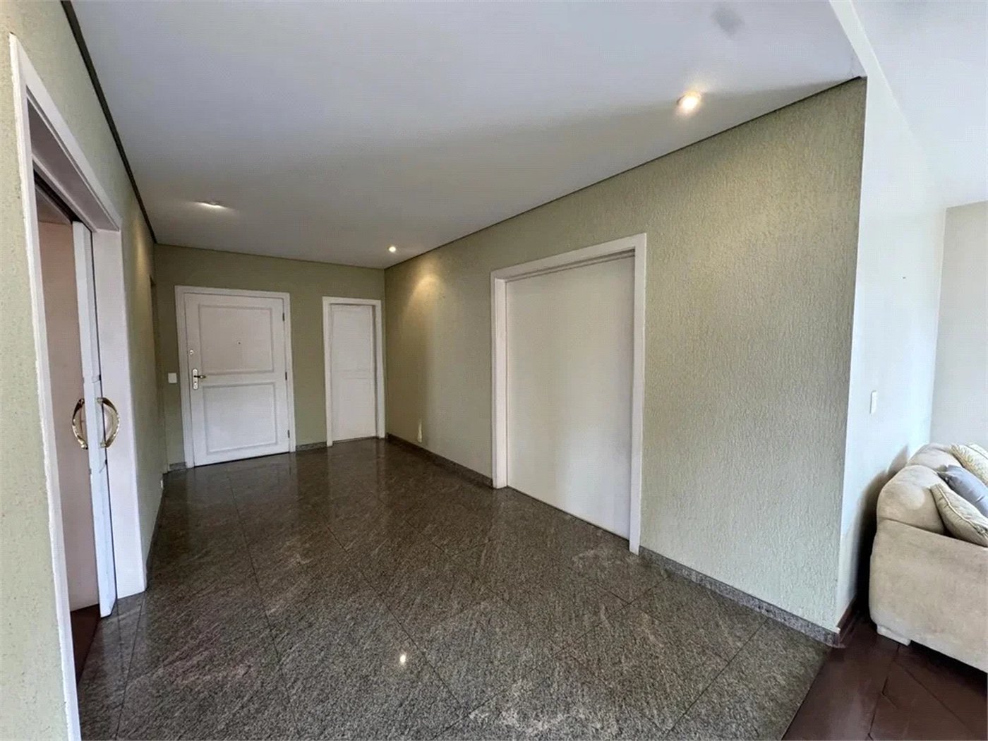 Apartamento à venda com 4 quartos, sendo 2 suítes, em Vila Suzana, São Paulo, SP