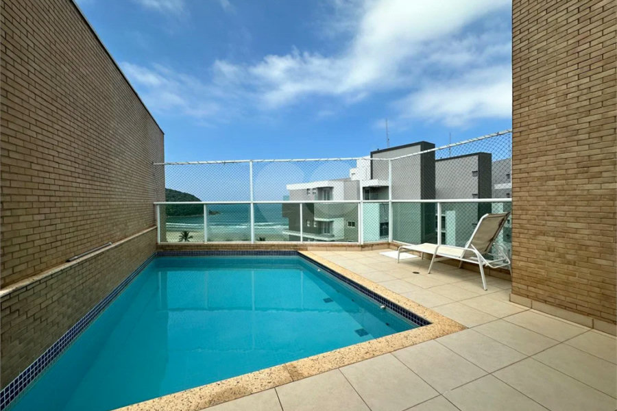 Cobertura à venda com 4 quartos, sendo 2 suítes,  em Riviera de São Lourenço, Bertioga, SP