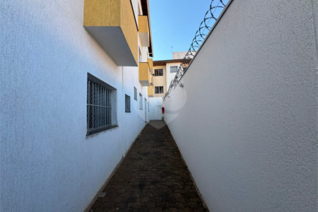 Apartamento á venda com 02 Dormitórios, em São Carlos.