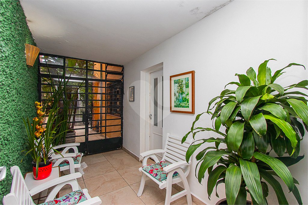 Sobrado à venda com 5 quartos em Vila Mariana, São Paulo, SP