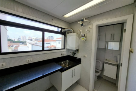 Apartamento à venda com 3 suítes em Vila Paulicéia, São Paulo, SP
