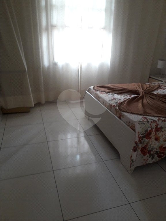 Casa Térrea à venda com 3 quartos em Jardim Nadir, São Paulo, SP