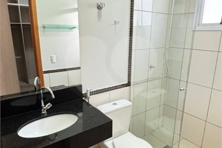 Casa à venda com 3 quartos, sendo 1 suíte, no condomínio Solar das Torres, Cuiabá - MT
