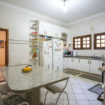 Casa à venda com 4 suítes em Cidade São Francisco, São Paulo, SP