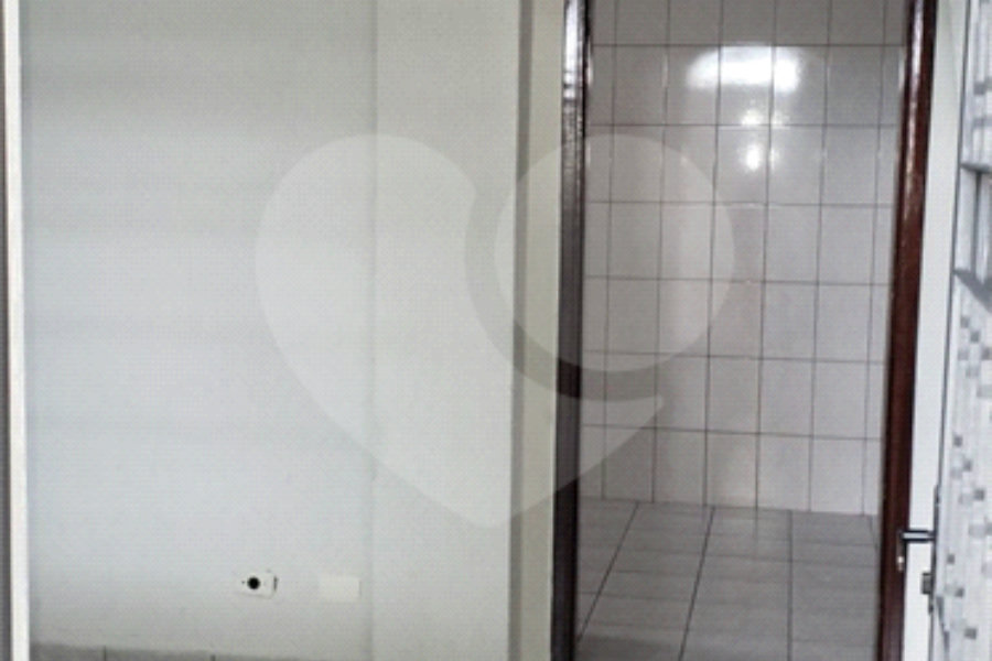 Sobrado à venda com 3 quartos em Vila Medeiros, São Paulo, SP