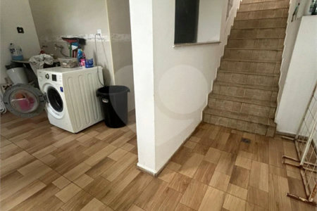 Casa de Vila à venda com 4 quartos, sendo 1 suíte, em Jardim Gramados de Sorocaba, Sorocaba, SP