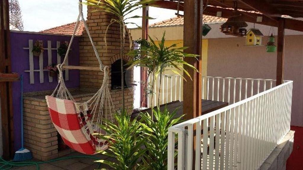 Sobrado à venda com 4 quartos, sendo 1 suíte,  em Horto, São Paulo, SP