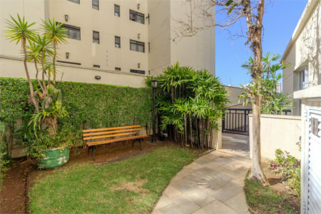 Apartamento à venda com 3 suítes em Vila Ipojuca, São Paulo, SP