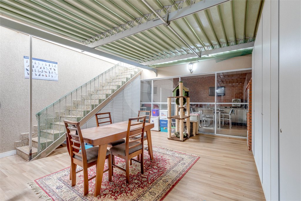 Casa à venda com 3 quartos, sendo 1 suíte, em Jardim Bélgica, São Paulo, SP