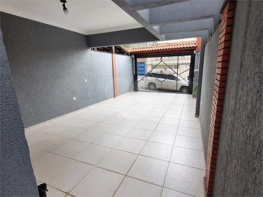 Sobrado à venda com 4 quartos, sendo 2 suítes, em Vila Barreto, São Paulo, SP