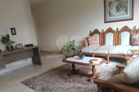 Casa à venda com 4 quartos, sendo 3 suítes, em Chácara Santo Antônio (zona Leste), São Paulo, SP